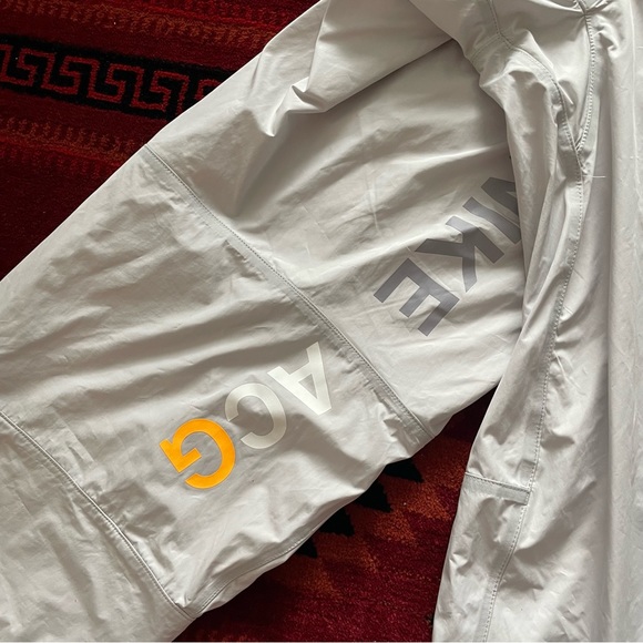 Nike ACG light grey cropped utility track pants size medium - Picture 5 of 16